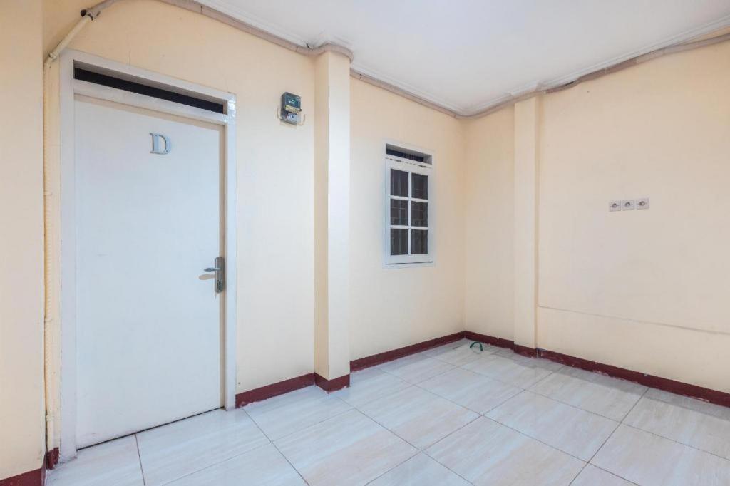 Hotel Aquina House à Bogor Extérieur photo